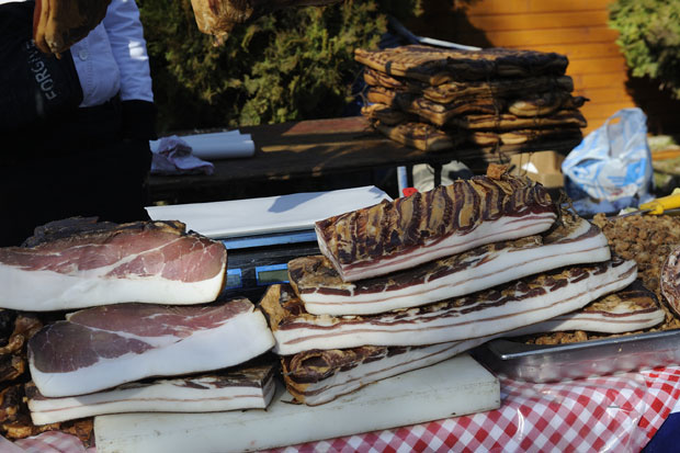 Сланинијада уз изложбу фотографија (ВИДЕО)